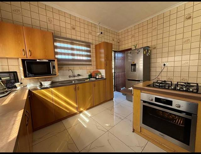 3 BEDROOM HOUSE FOR SALE IN RESERVOIR HILLS